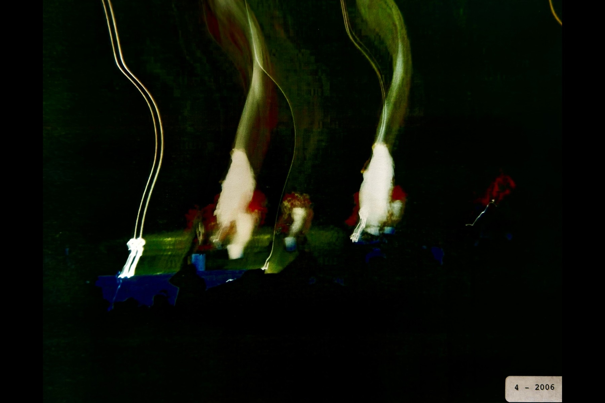 extraordinary-2006-04